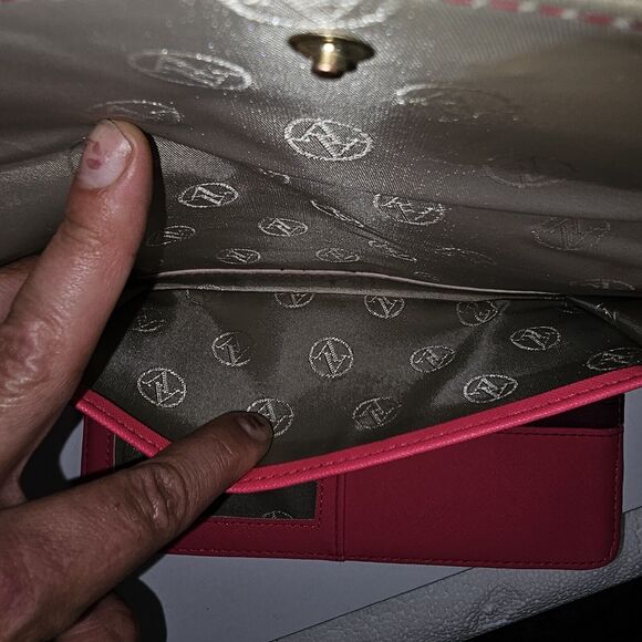 Adrienne Vittadini Hot Pink Trifold Wallet Designer Clutch Purse Accessory - Picture 7 of 11